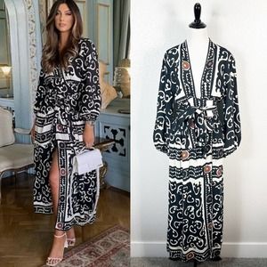 Zara NWT Womens Ecru Boho V Neck Wrap Maxi Dress in Black and White Size Medium